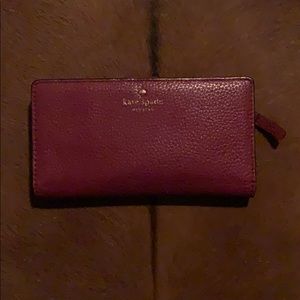 Kate Spade Medium size leather wallet